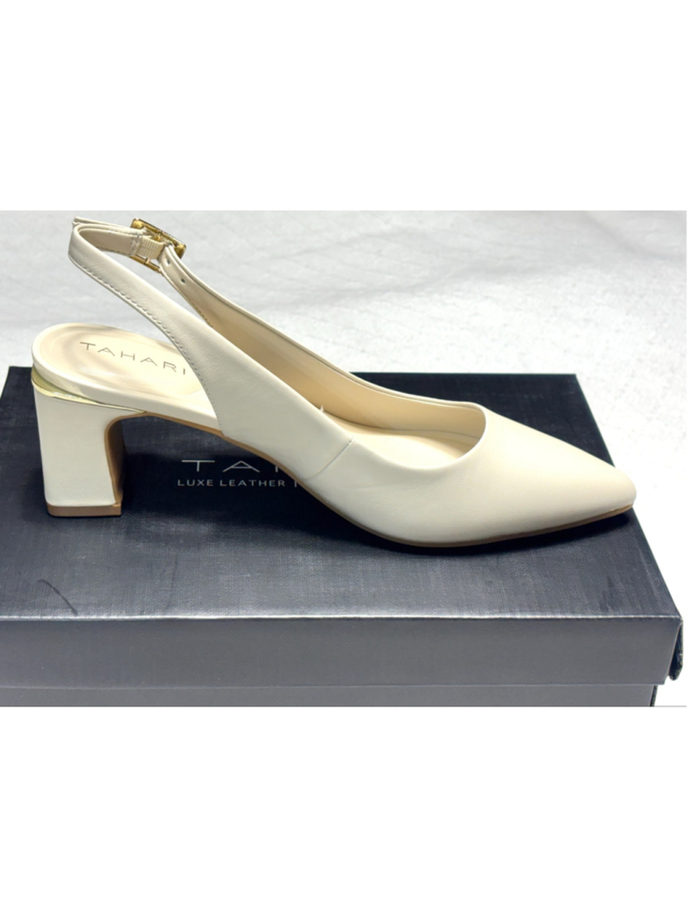 NWT Tahari Luxe Leather Slingback Heels Ivory Cream Block Heel Pumps Size 6.5